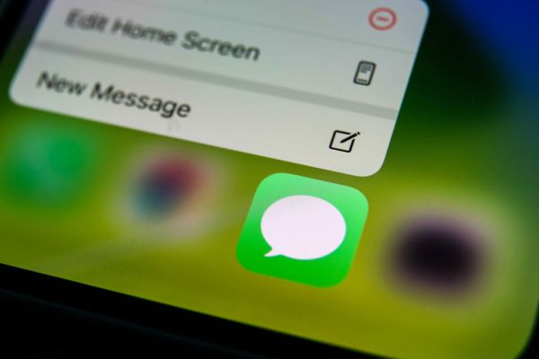 Apple's iOS 16 fixes annoying 'Tapback' spam – TechCrunch