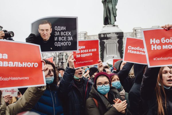 Google and Meta shutting down ads in Russia helped Putin, Navalny argues – TechCrunch