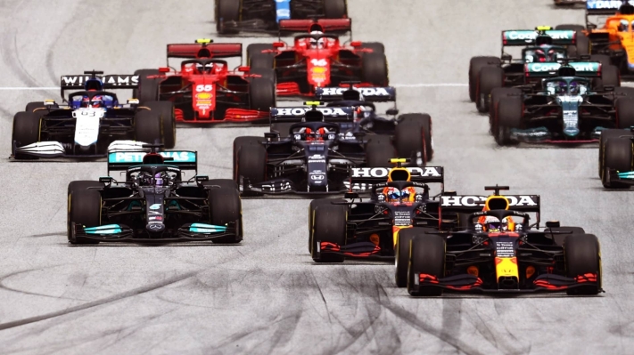 Netflix, ESPN and NBCUniversal compete for US Formula 1 rights, report says – TechCrunch