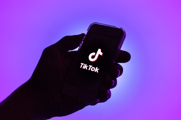 TikTok is testing a feature that lets you see which followers have viewed your posts – TechCrunch