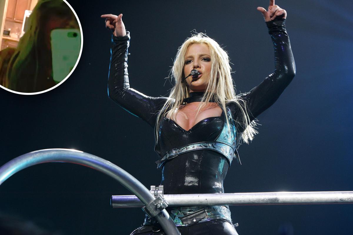 Britney Spears sings new rendition of 'Baby One More Time'