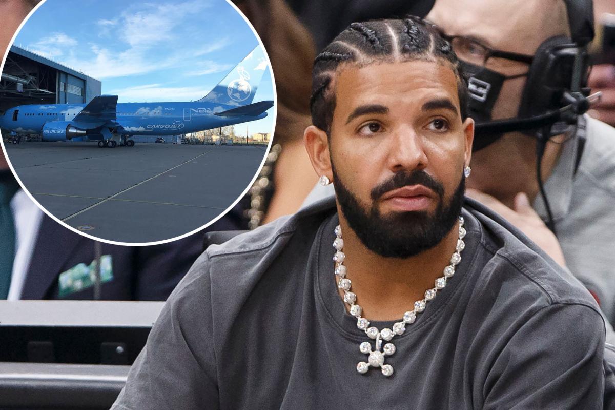 Drake defends 14-minute flight with his private jet after setback
