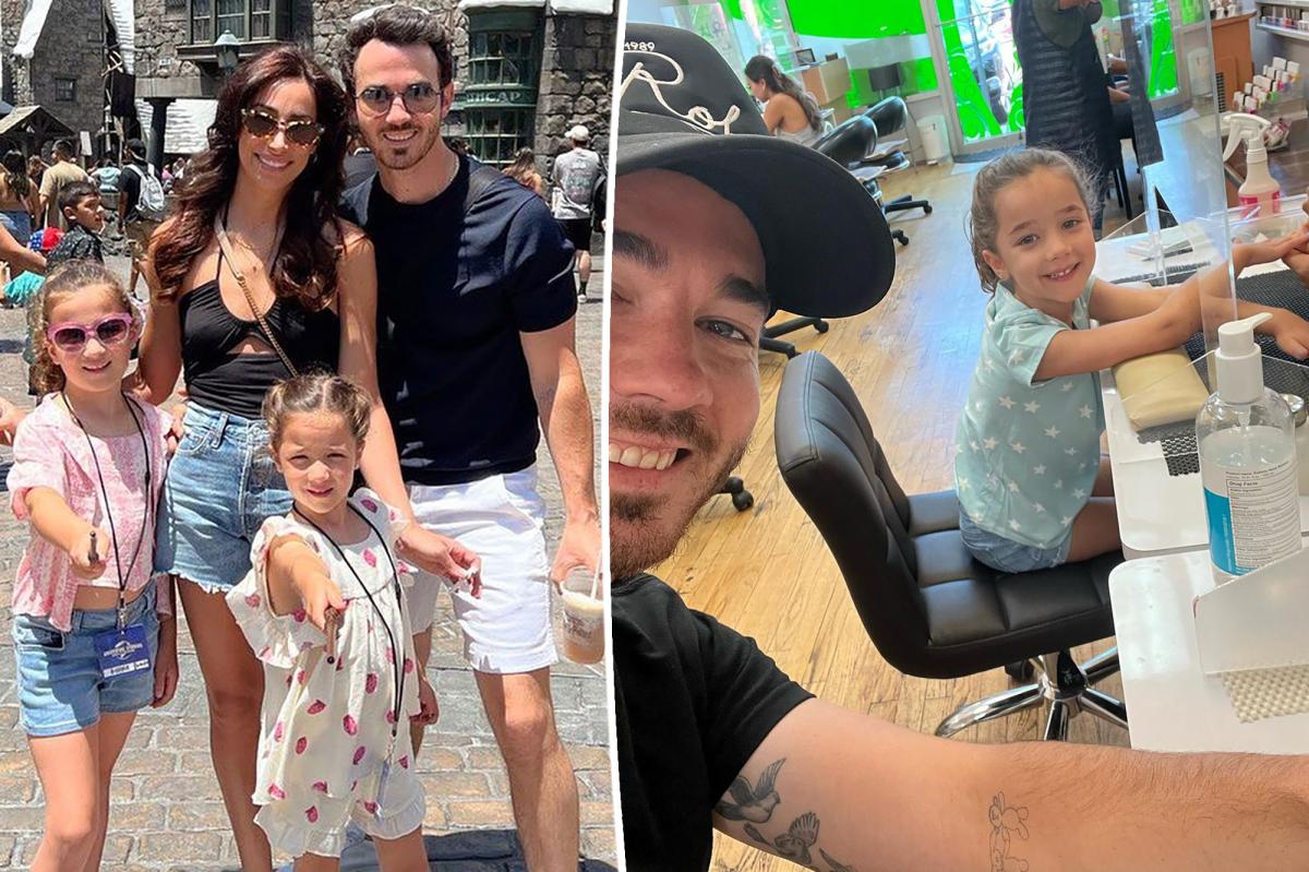 Kevin Jonas gets manicure with daughter Valentina