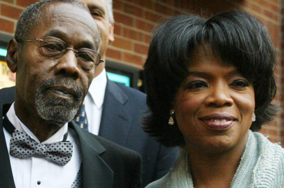 Oprah's Father Vernon Winfrey Dies at 88