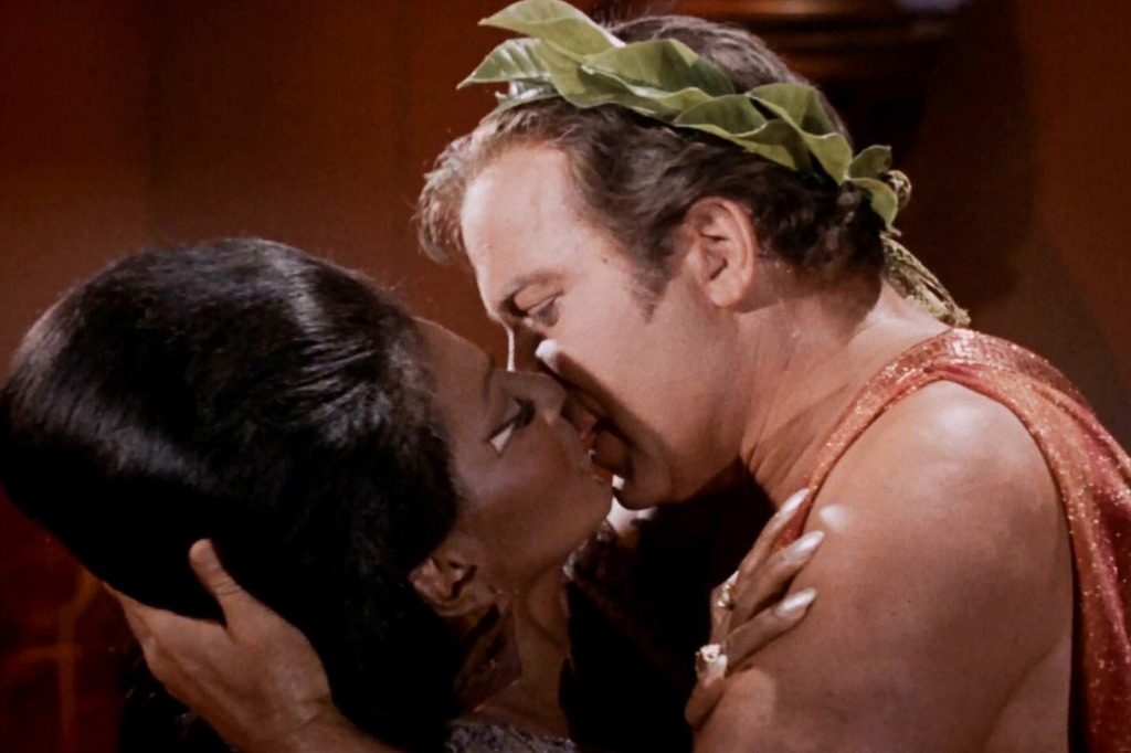 Nichelle Nichols as Uhura and William Shatner as Captain James T. Kirk in the STAR TREK episode, "Plato's stepchildren."