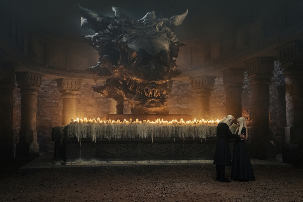 King Viserys (Paddy Considine) and his daughter, Princess Rhaenyra Targaryen, talk for a dragon skull after he calls her his heir. 