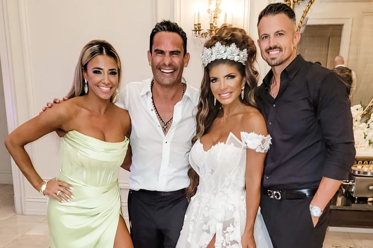 All the 'housewives' at the wedding of Teresa Giudice and Louis Ruelas