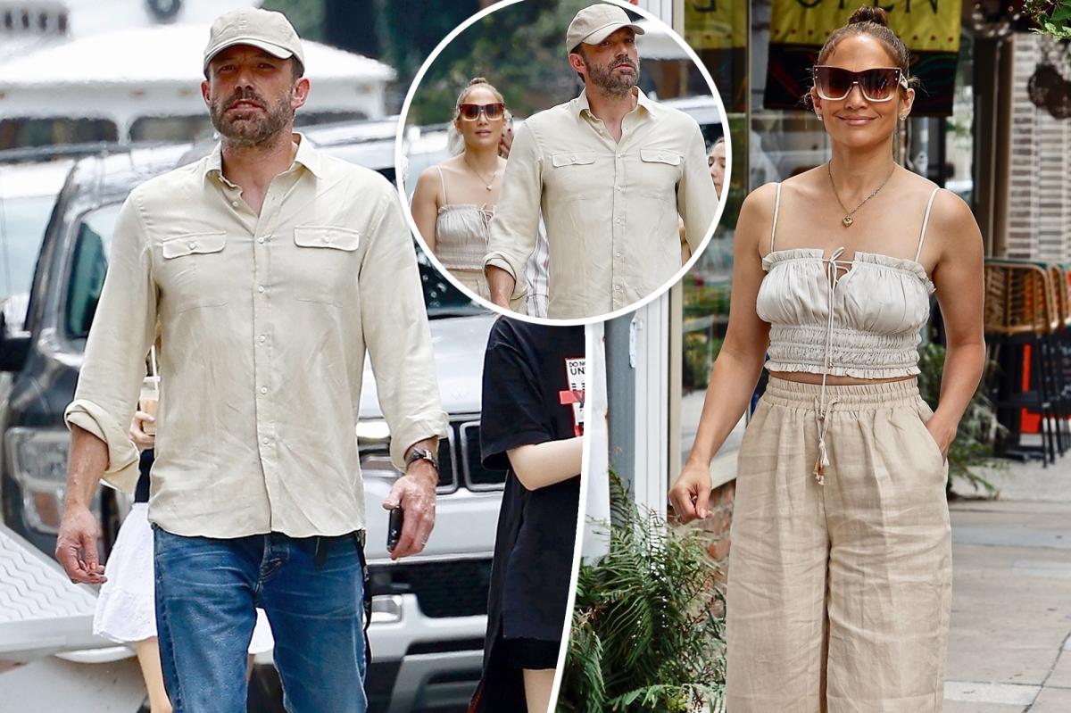 Jennifer Lopez And Ben Affleck Match For Georgia Wedding