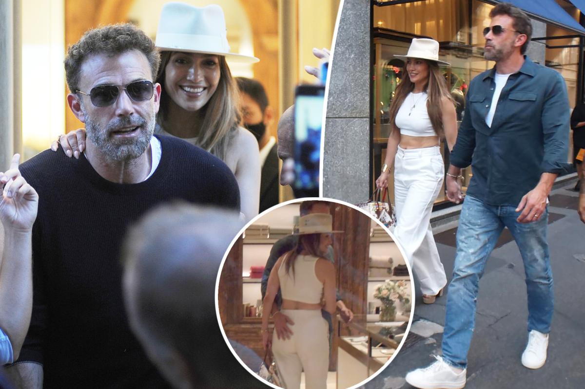 Jennifer Lopez, Ben Affleck enjoy honeymoon shopping