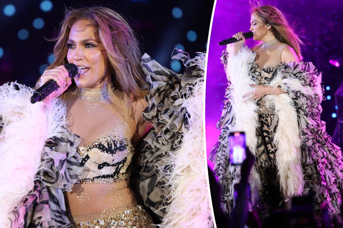 Jennifer Lopez Wears Wild Look At LuisaViaRoma x Unicef ​​Capri Gala 2022