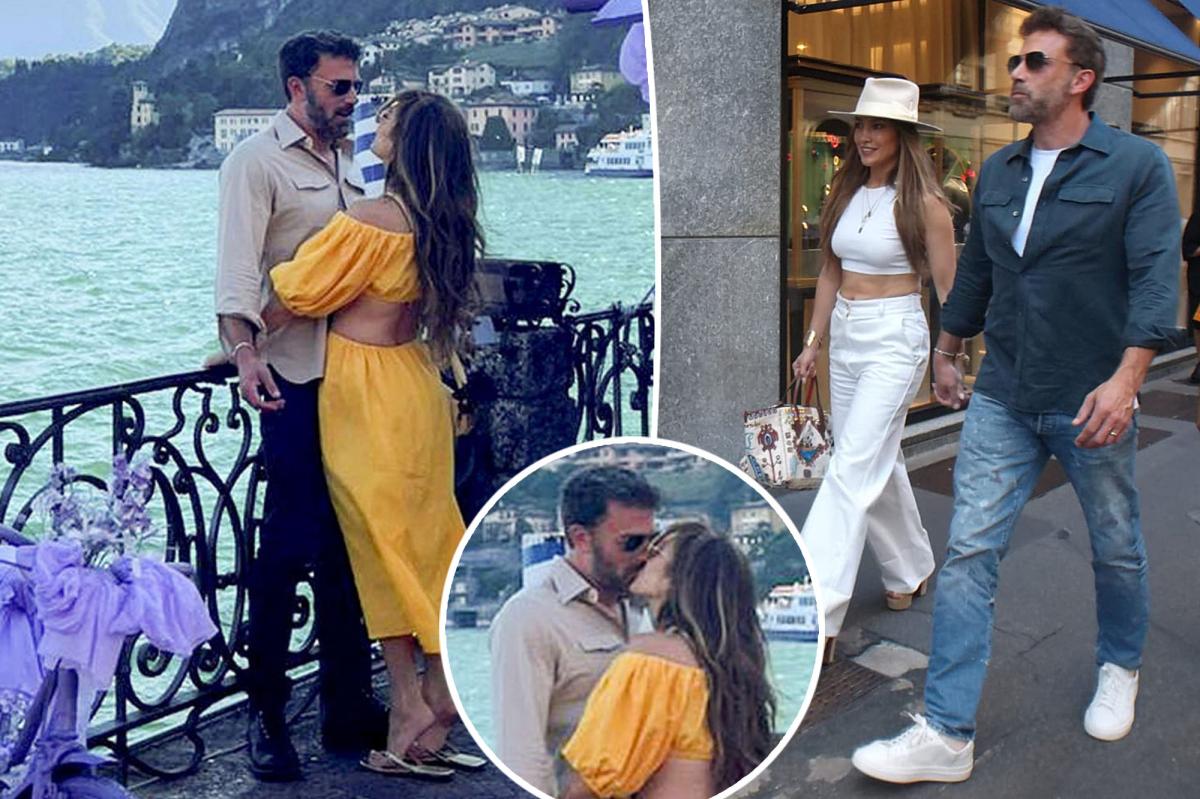 Jennifer Lopez and Ben Affleck kiss on Lake Como honeymoon