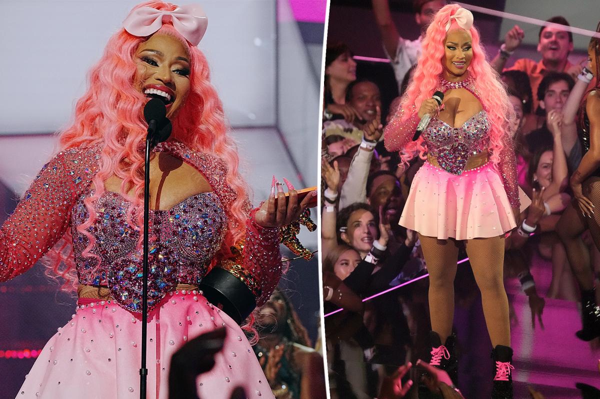 Nicki Minaj Goes Full of Barbie for MTV VMA's 2022 Performance