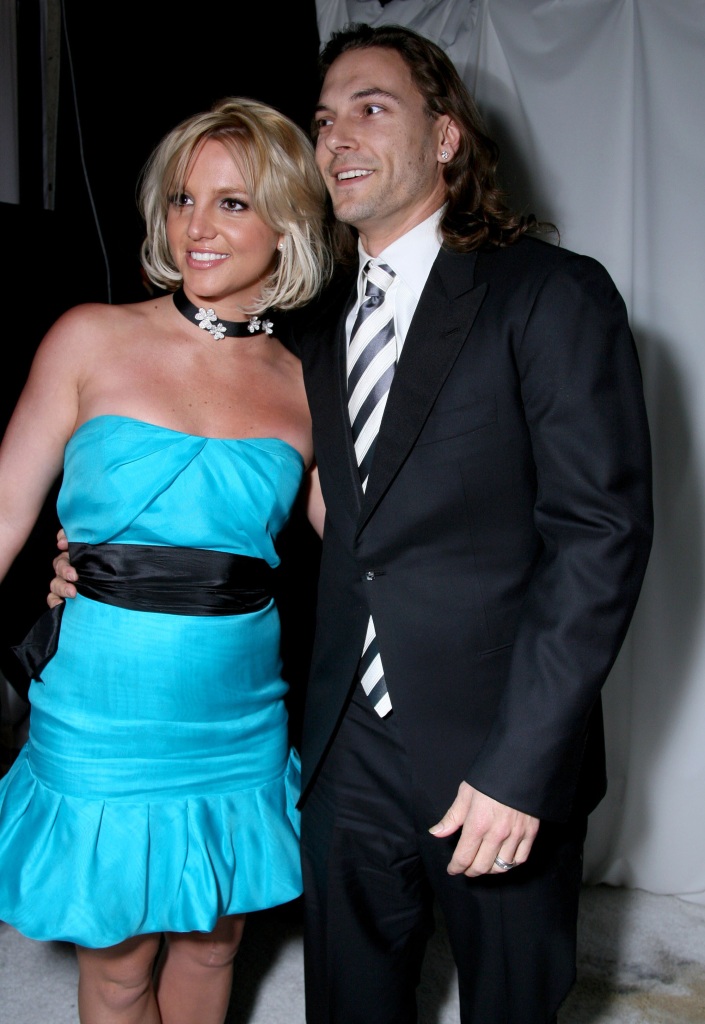 The couple eventually finalized their divorce in 2007.