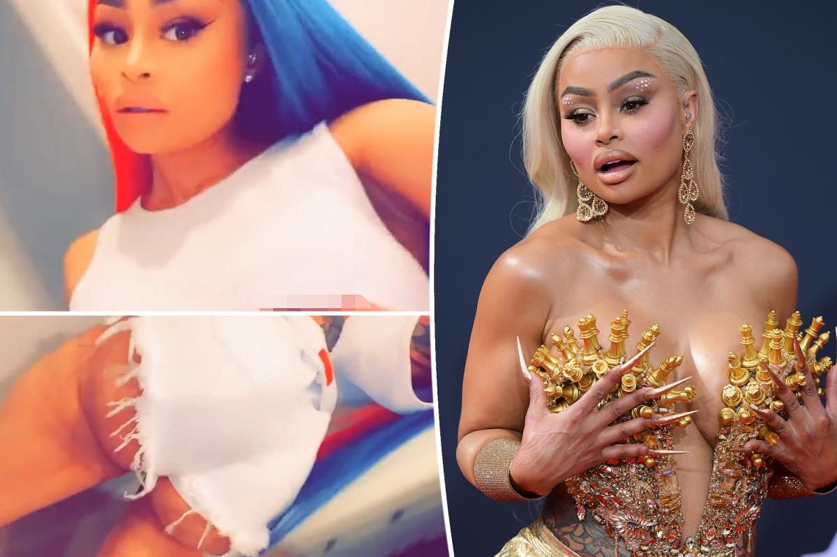 Blac Chyna shows off boobs, ass while promoting OnlyFans