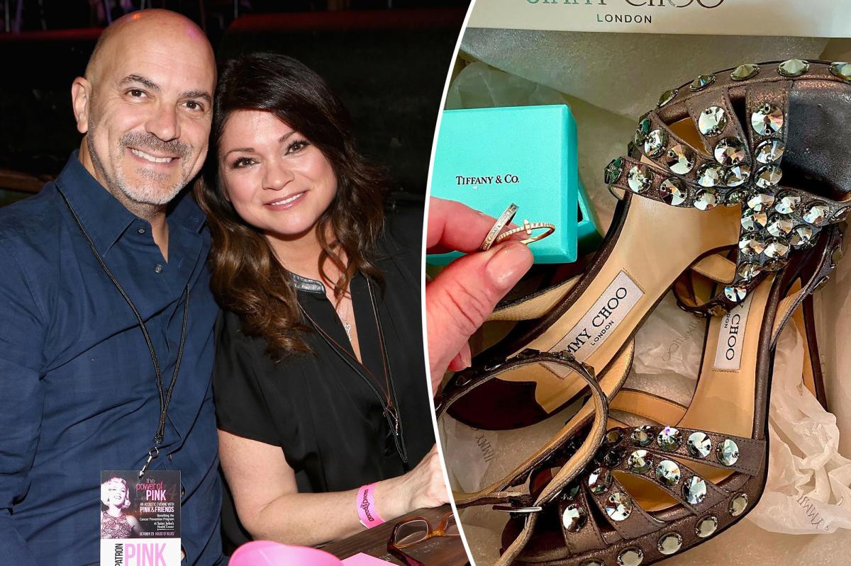 Valerie Bertinelli sells rings, shoes from 2011 Tom Vitale wedding