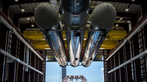SpaceX starts Falcon Heavy rocket before April 18 flight 2023 1