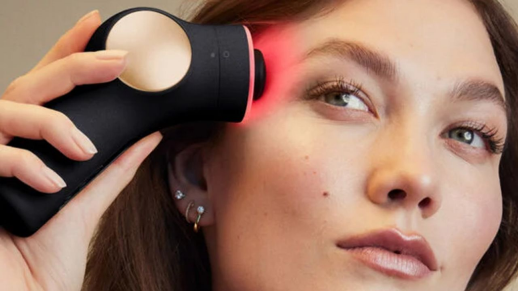 Skin red light therapy? Anti-aging pros explain 2023 2